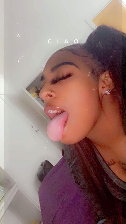 pynk_carmel OnlyFans picture