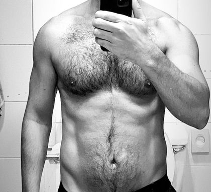 hairyhugoxxx OnlyFans picture