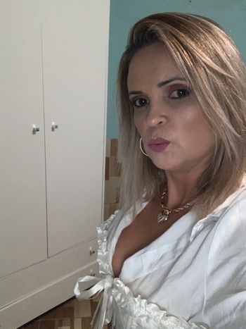 Flavia Adans