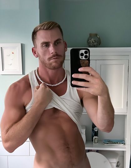 Male Best Hot Read Up OnlyFans Accounts with discounted price  