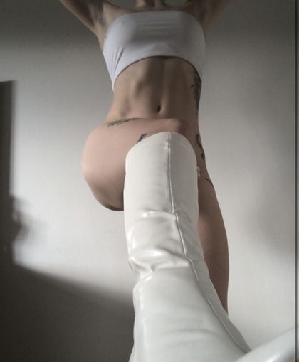 cuffsoverstrings OnlyFans picture