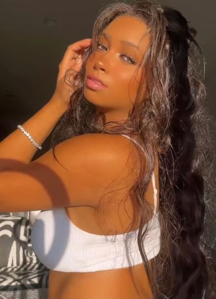 browneyessss OnlyFans picture