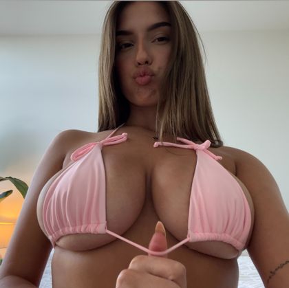 secretlyfeoflauren OnlyFans picture