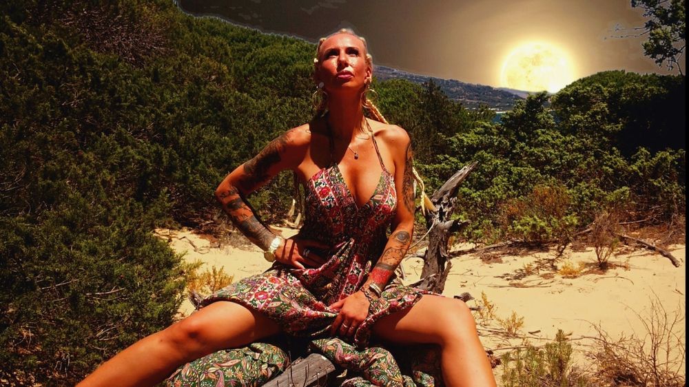 monelliqueen OnlyFans profile picture