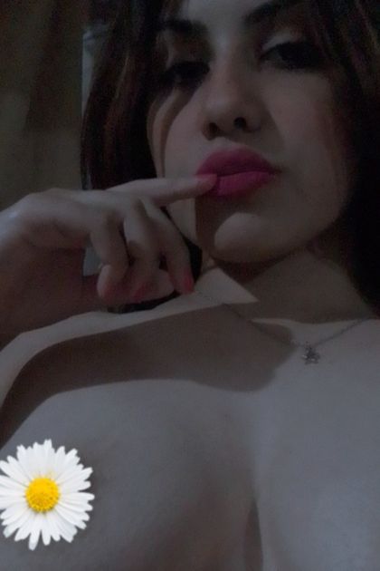 elizaokk OnlyFans picture