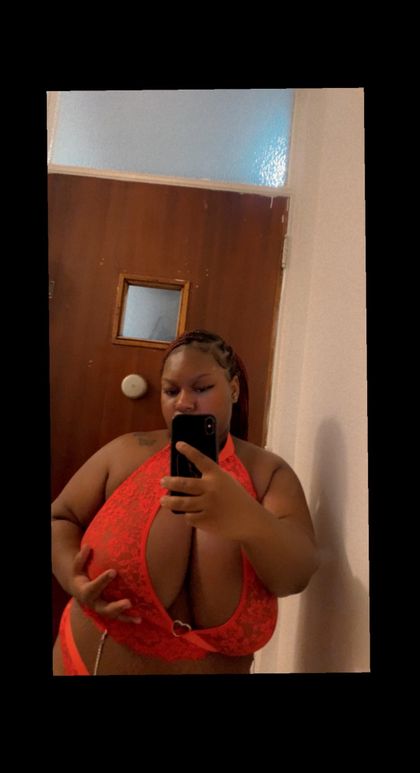 hoesluvshaii OnlyFans picture
