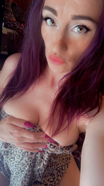 thenellabella OnlyFans picture