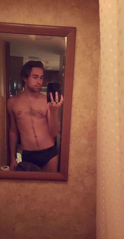 ryanvenus OnlyFans picture
