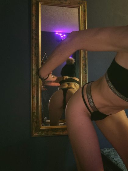 cherry19899 OnlyFans picture