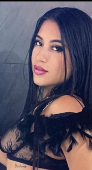 lunita_99 OnlyFans - Free Trial - Photos - Socials | FansMetrics.com