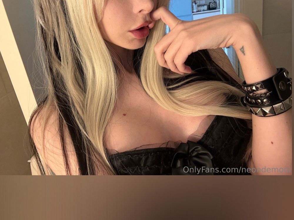 neondemoni OnlyFans profile picture