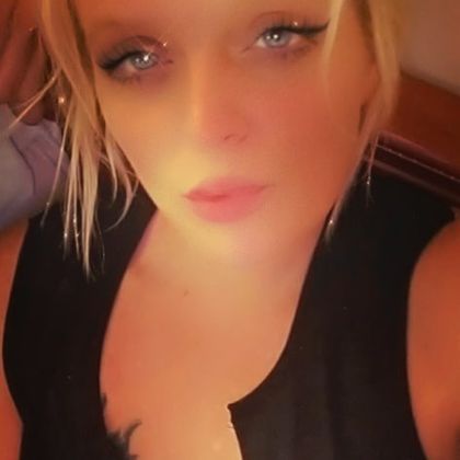 selenadeem82 OnlyFans picture