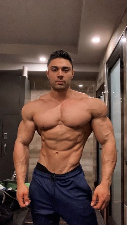 mythron OnlyFans picture