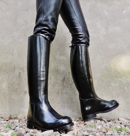 ridingboots OnlyFans picture