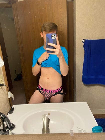 blue-eyes-twink OnlyFans picture