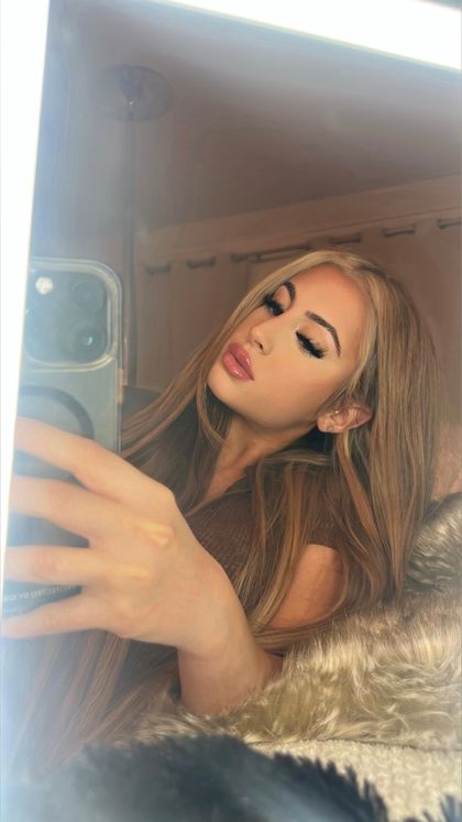 chanelnextdoor OnlyFans picture
