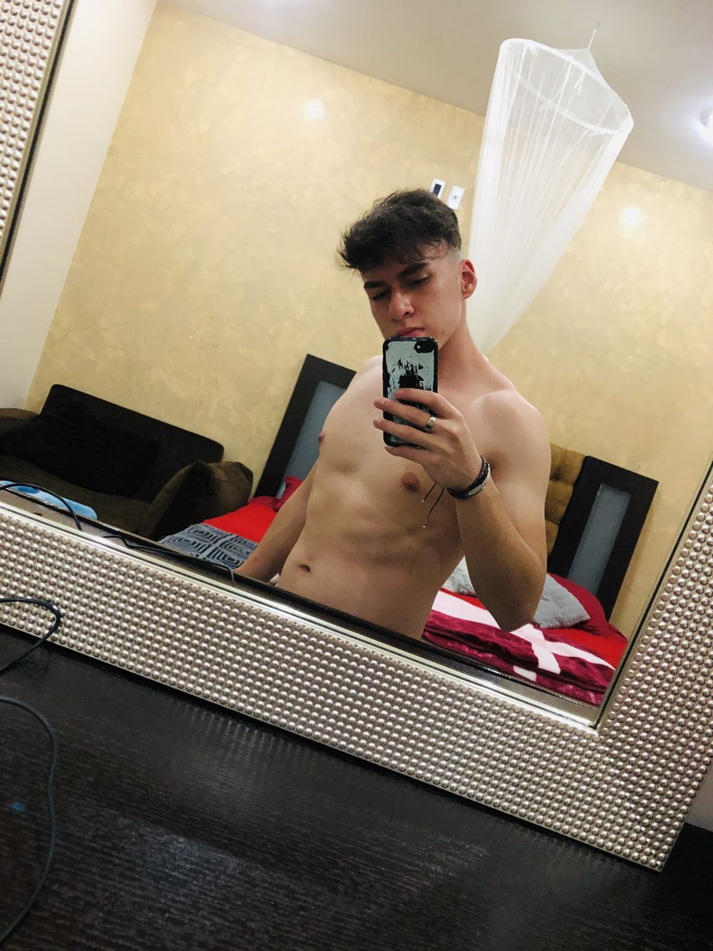 alex10740124 OnlyFans profile picture