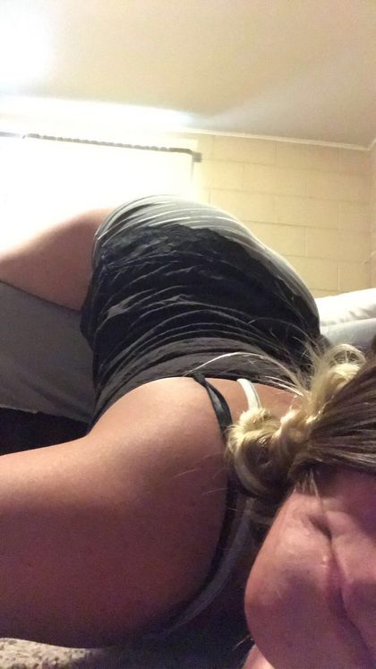 saltyspritz OnlyFans picture
