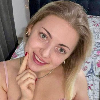 Angel_Lina19 y.o. Juicy bun