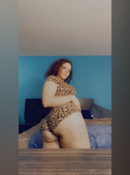 naughtyvannabae OnlyFans picture