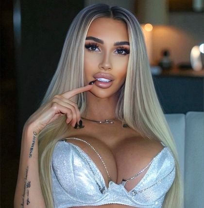 vikulyaaa OnlyFans picture