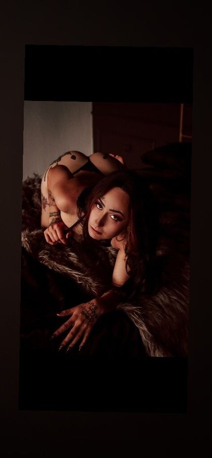 holymooxo OnlyFans picture