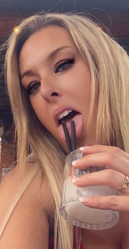 nikitalazulivip OnlyFans picture