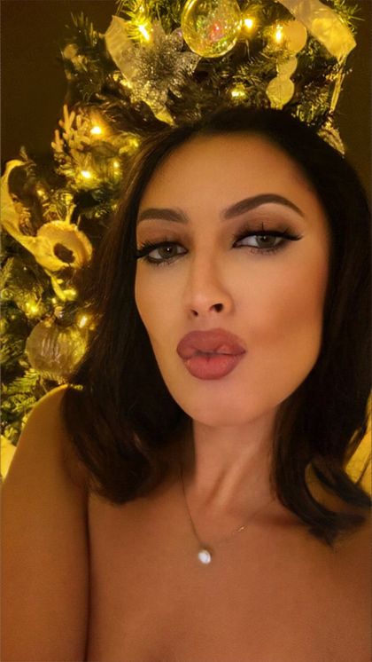 merryx OnlyFans picture