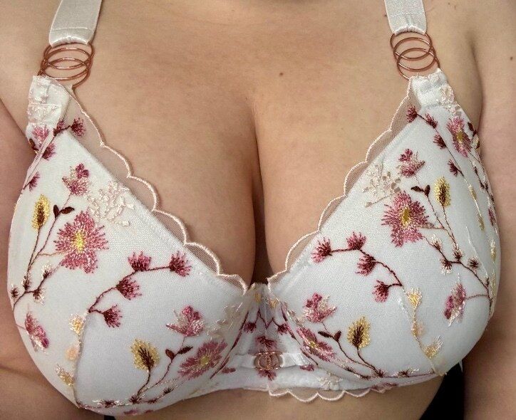 jolie2198 OnlyFans profile picture