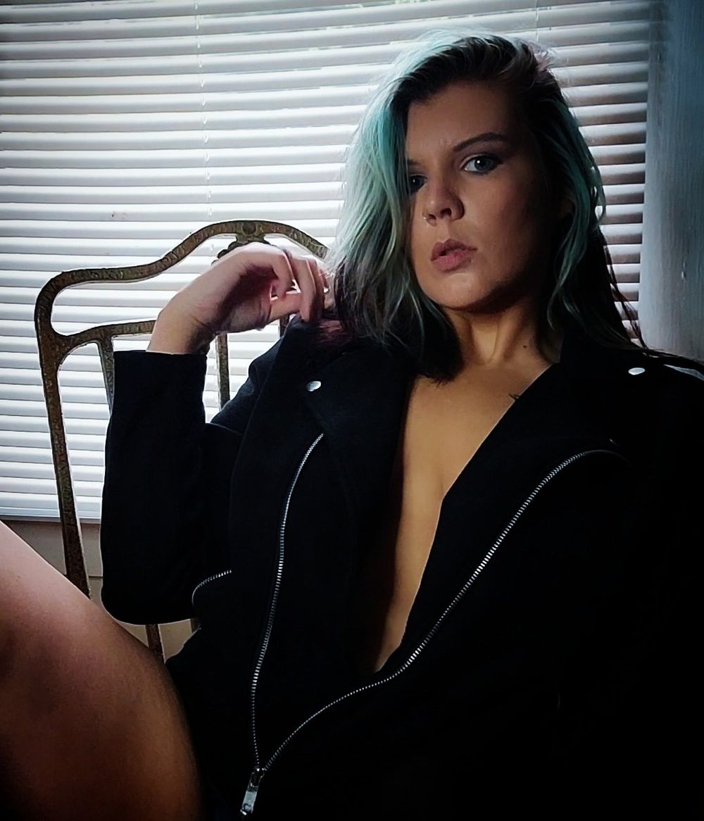 minabat.xo2 OnlyFans profile picture