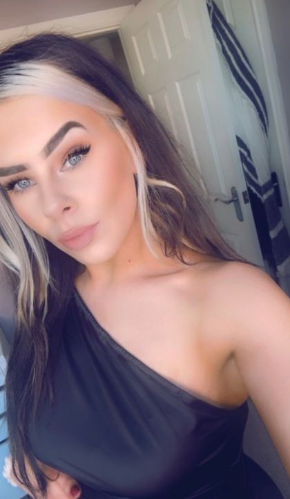 sophieof OnlyFans picture