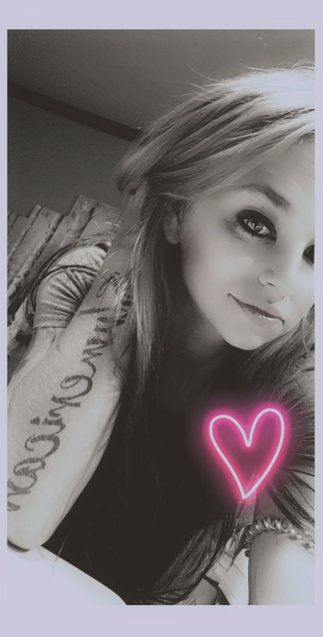 whtetrshbeautiful OnlyFans profile picture
