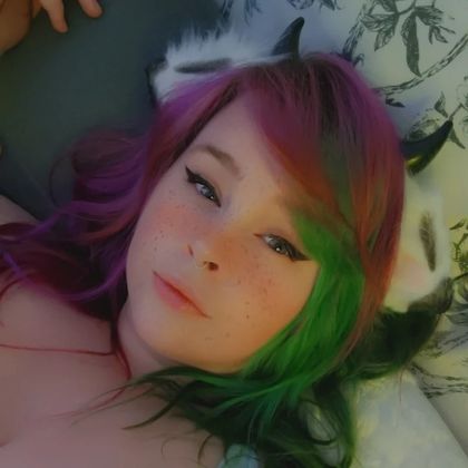 ghostlykelss OnlyFans picture