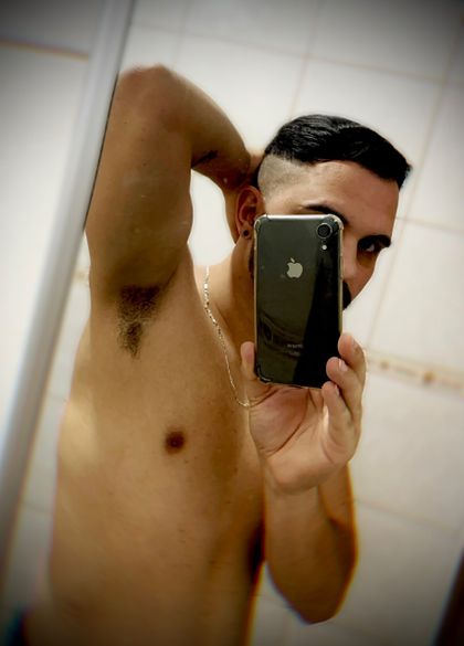 w38027 OnlyFans picture