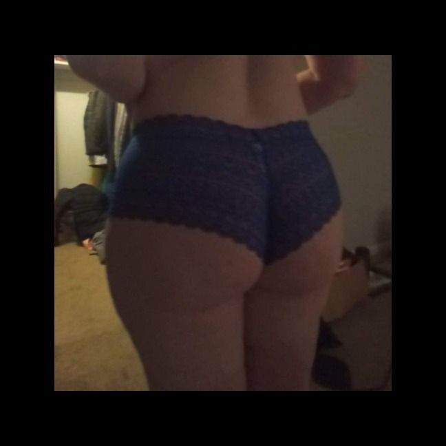 lpbuttnfeet OnlyFans profile picture