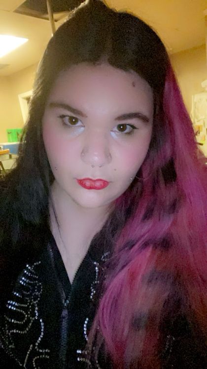 wh1tefeatherxo OnlyFans picture