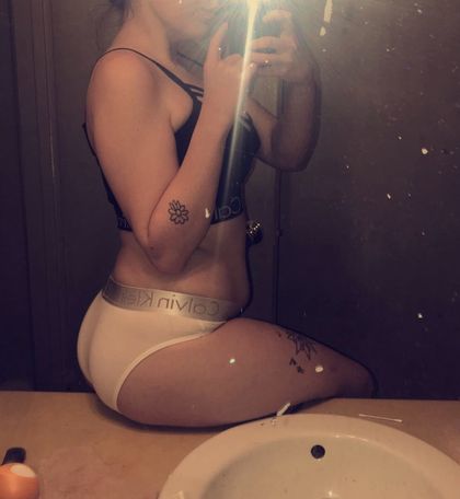 pettitbaby25 OnlyFans picture