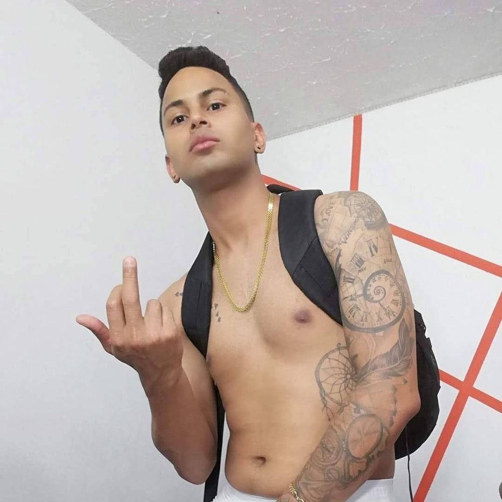 adrianvla OnlyFans profile picture