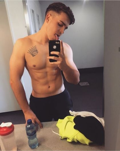 prettyboykeegs OnlyFans picture