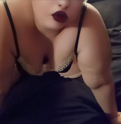 mommatwattles OnlyFans picture