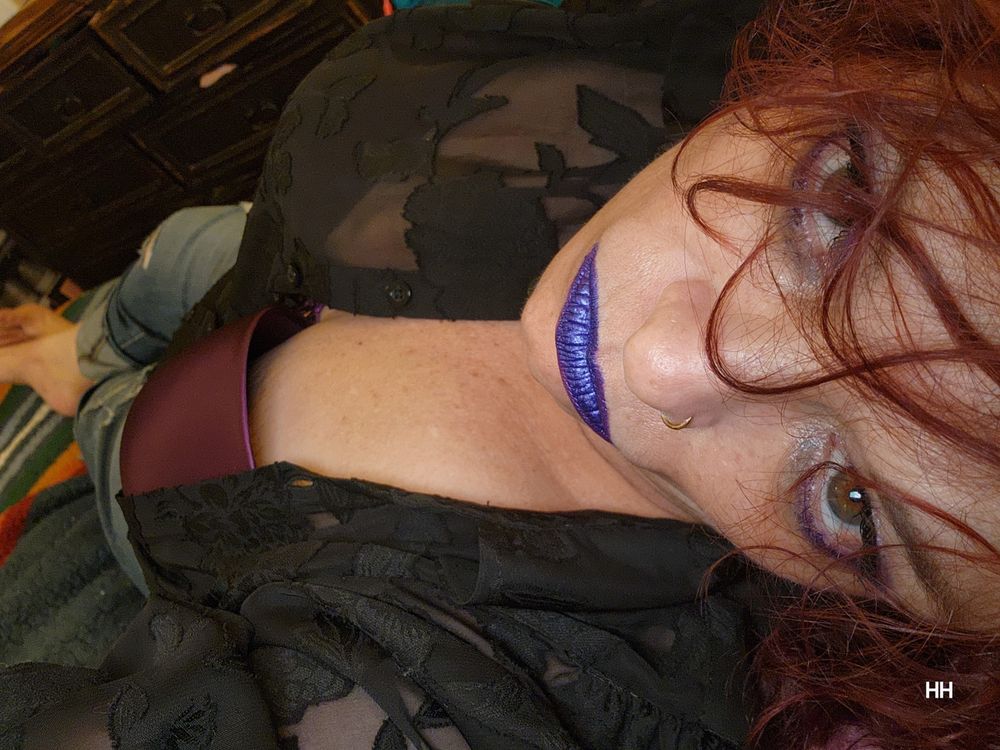 hollyunzipped OnlyFans profile picture