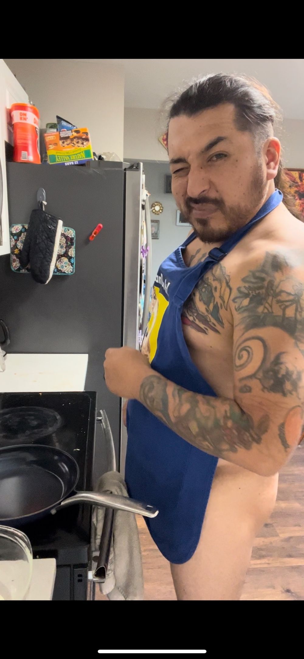 with_an_apron_on OnlyFans profile picture