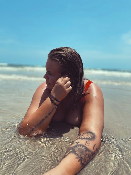 leahr0s3 OnlyFans picture