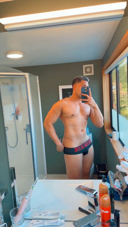 kiuga69.dl OnlyFans picture