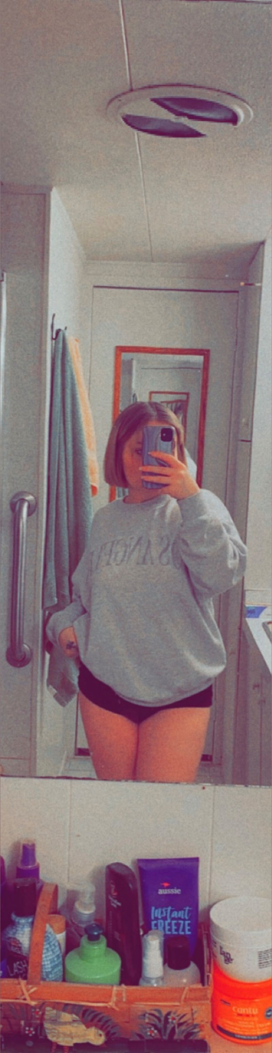 definitelynotalexis OnlyFans profile picture