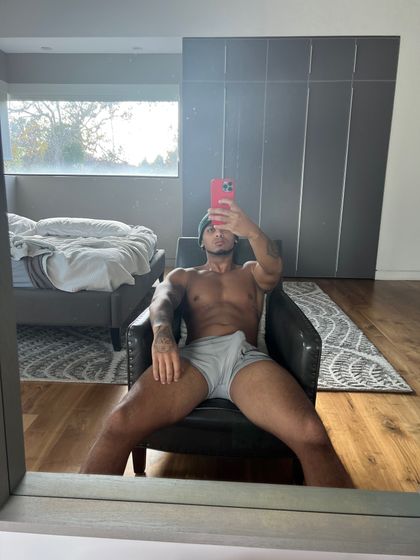 Male Best Hot Rubio OnlyFans Accounts with discounted price  