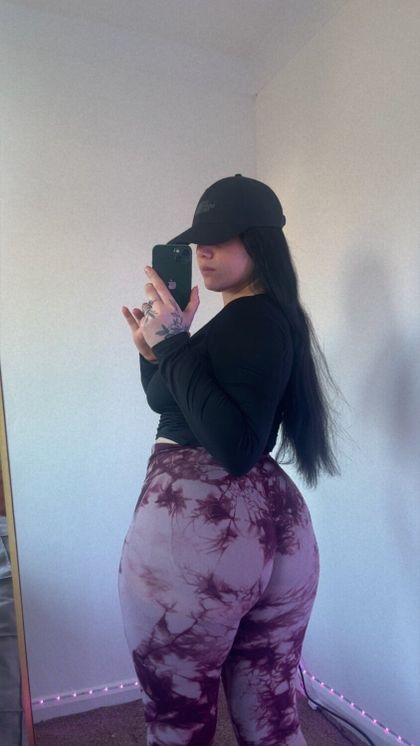 kaysgotcake OnlyFans picture