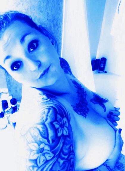 queenb1122 OnlyFans picture