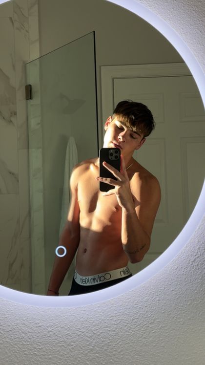 opash OnlyFans picture