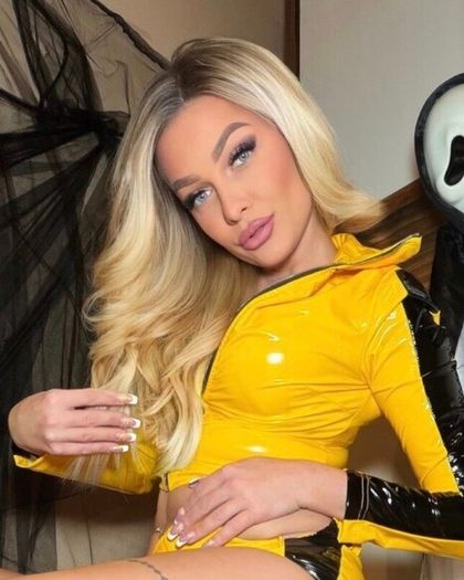 hotblondesarah OnlyFans picture